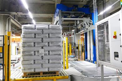 INEOS Styrolution in Ludwigshafen, Germany, benefits from B+K stretch hood packaging solution based on Styroflex®.